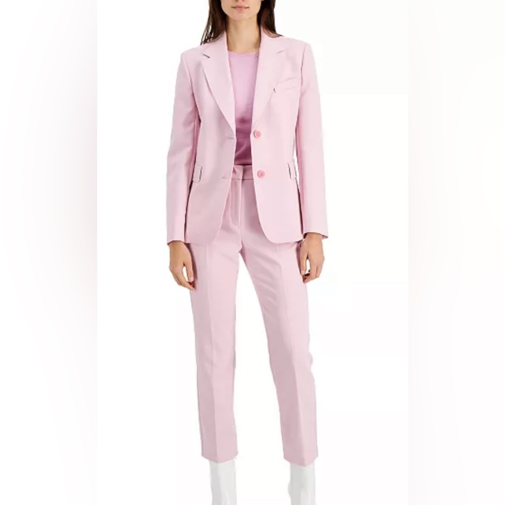 Weekend Max Mara Light Pink suit - Picture 3 of 7